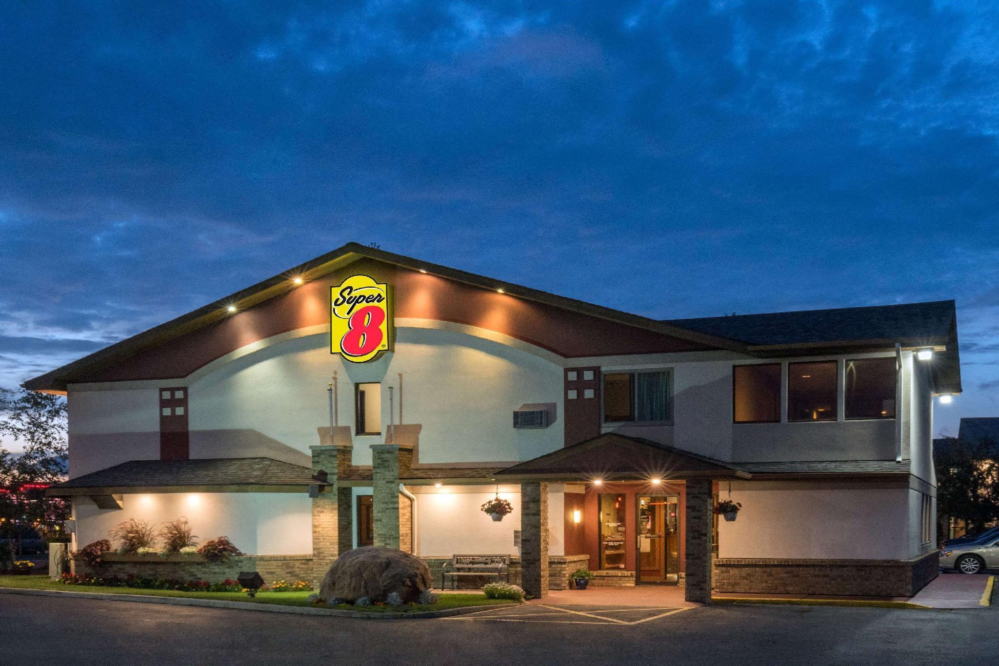 מלון Super 8 By Wyndham Bemidji Mn מראה חיצוני תמונה